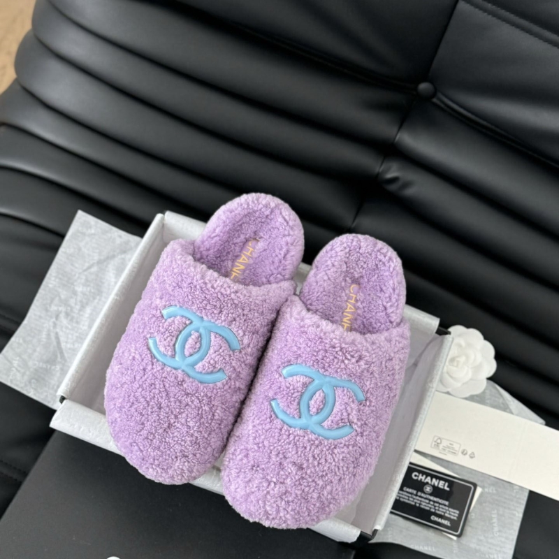 Ch*el slippers